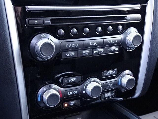55636-3635-nissan-pathfinder-2020-25010