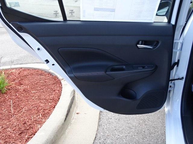 55686-3637-nissan-versa-2020-10310