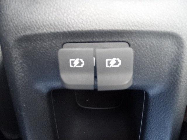 55692-3637-nissan-versa-2020-10310