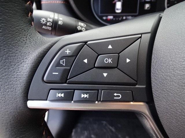 55701-3637-nissan-versa-2020-10310