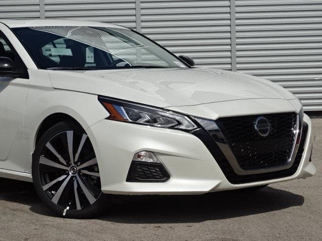 55705-3638-nissan-altima-2020-13310