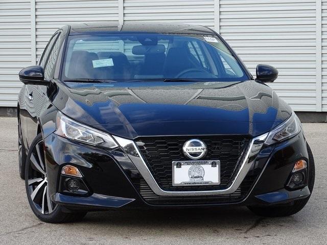 55772-3640-nissan-altima-2020-14310