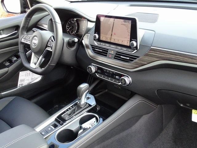 55776-3640-nissan-altima-2020-14310
