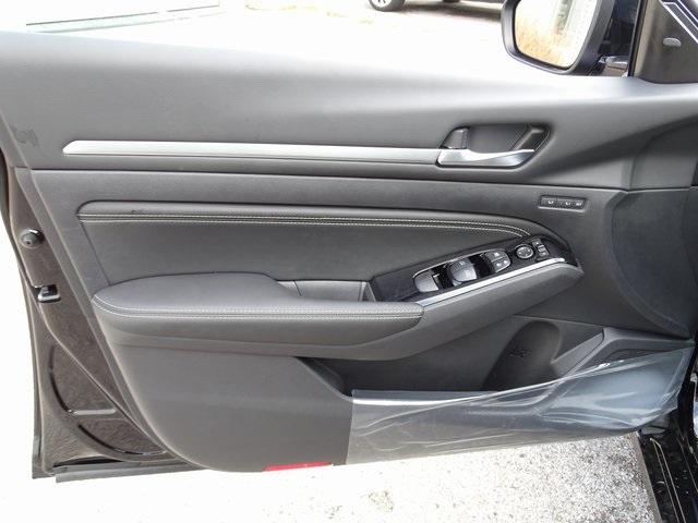 55792-3640-nissan-altima-2020-14310