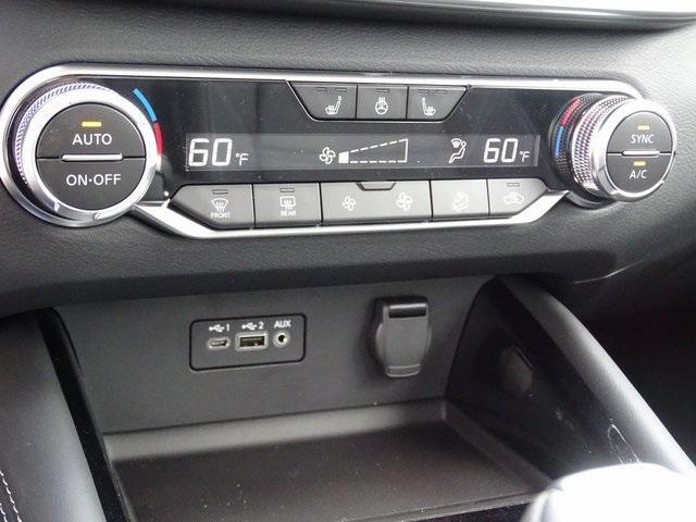 55798-3640-nissan-altima-2020-14310