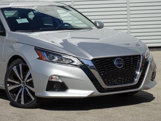 55805-3641-nissan-altima-2020-14310