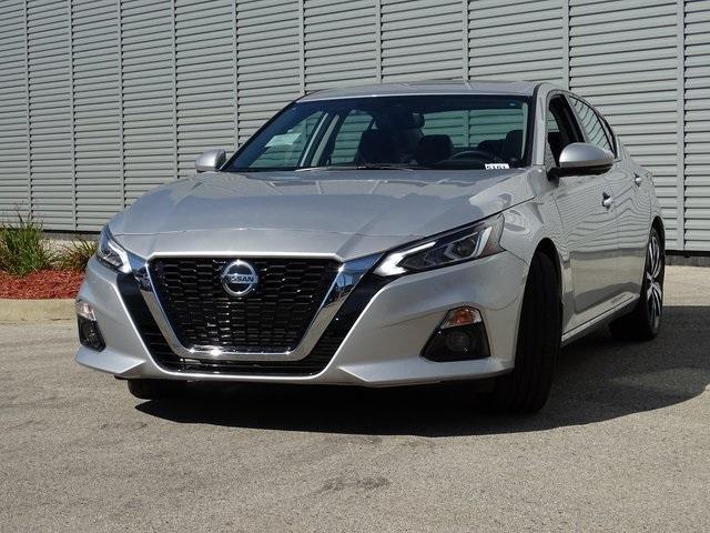 55808-3641-nissan-altima-2020-14310