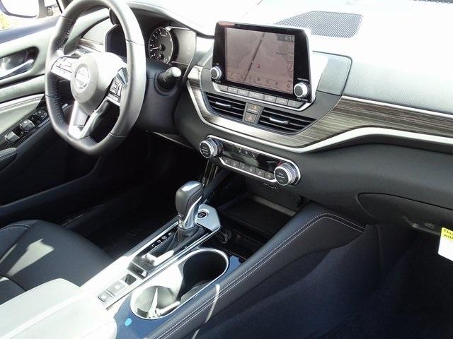 55811-3641-nissan-altima-2020-14310