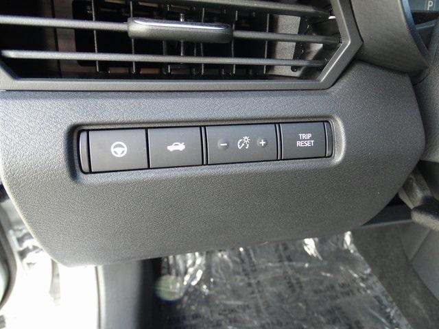55828-3641-nissan-altima-2020-14310