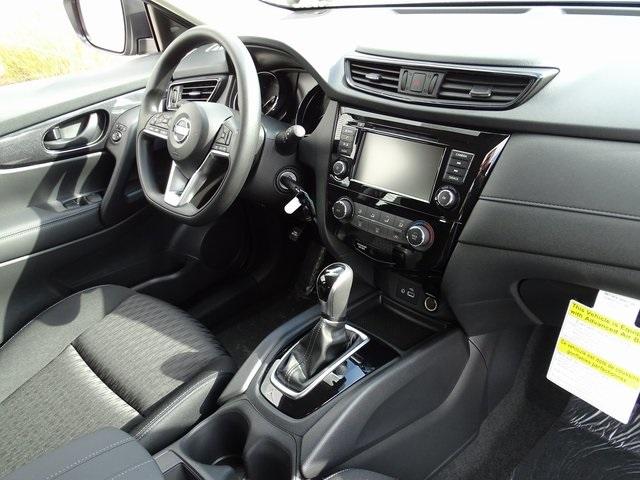 55843-3642-nissan-rogue-2020-22010