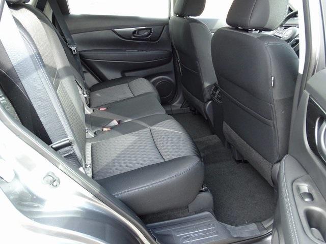 55845-3642-nissan-rogue-2020-22010