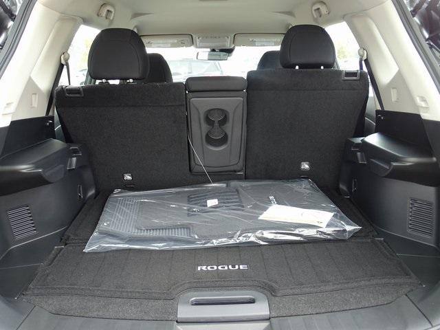 55852-3642-nissan-rogue-2020-22010