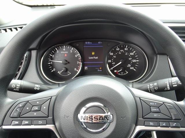 55868-3642-nissan-rogue-2020-22010