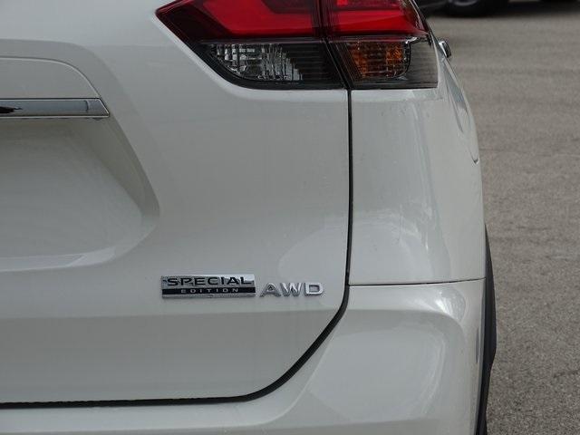 55882-3643-nissan-rogue-2020-22010