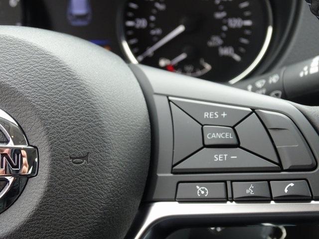 55900-3643-nissan-rogue-2020-22010