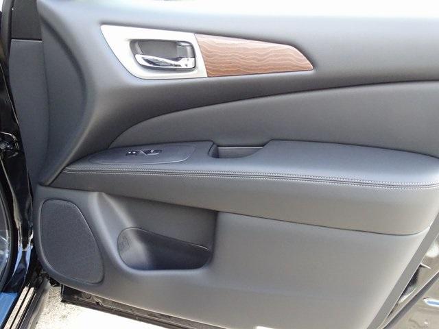 55910-3644-nissan-pathfinder-2020-25610