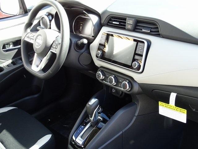 55950-3645-nissan-versa-2020-10210