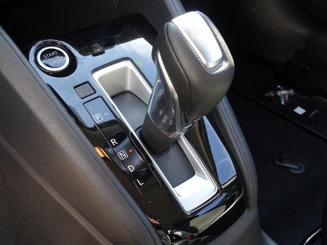 55966-3645-nissan-versa-2020-10210