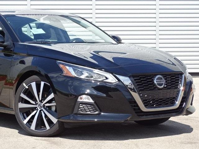 55976-3647-nissan-altima-2020-13310