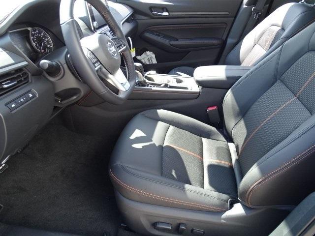 55992-3647-nissan-altima-2020-13310