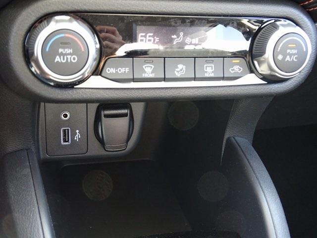 56030-3648-nissan-versa-2020-10310
