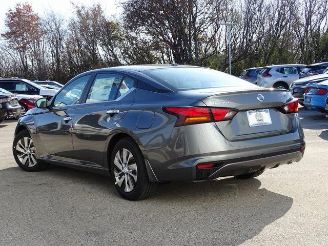 56041-3649-nissan-altima-2020-13110