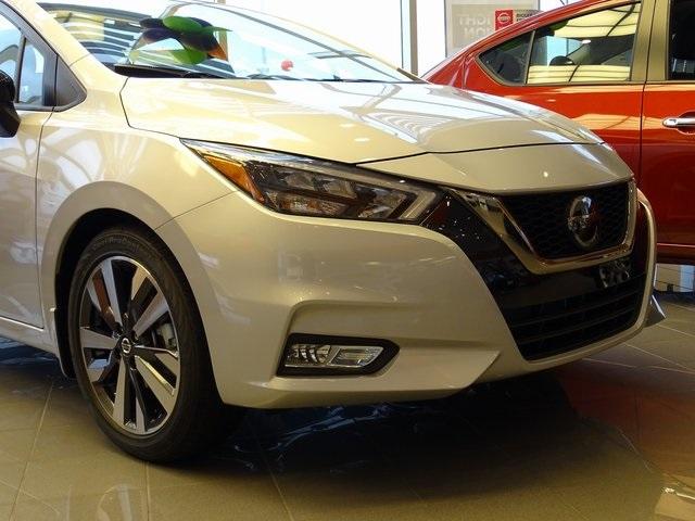 56065-3650-nissan-versa-2020-10310