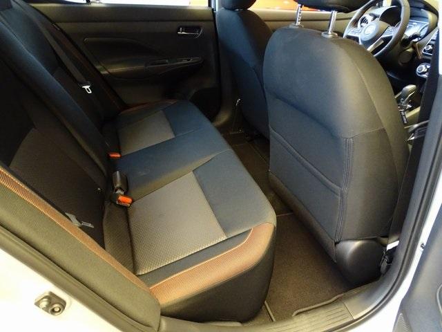 56073-3650-nissan-versa-2020-10310