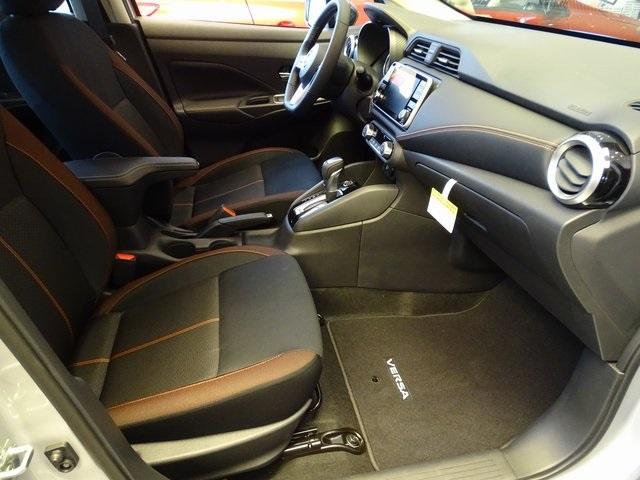 56075-3650-nissan-versa-2020-10310