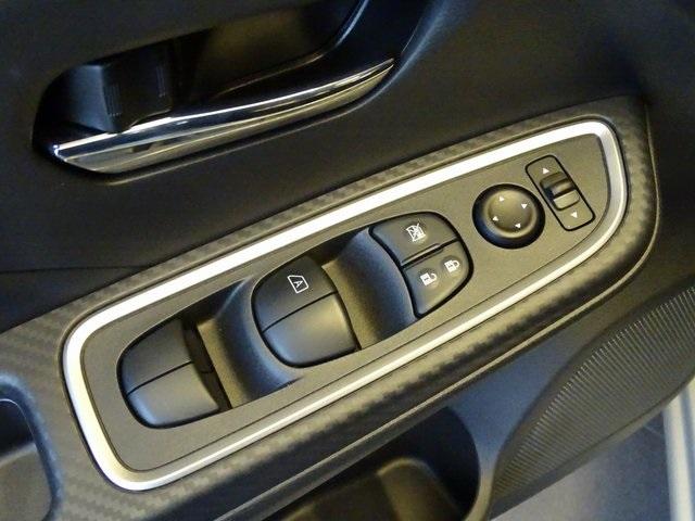 56080-3650-nissan-versa-2020-10310