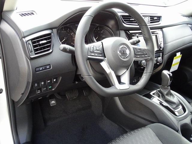 56111-3651-nissan-rogue-2020-22210