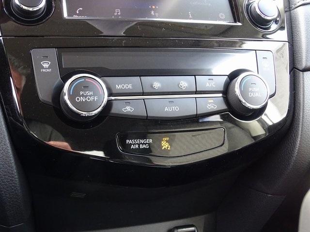 56117-3651-nissan-rogue-2020-22210