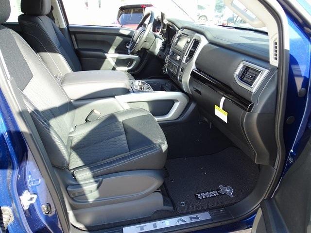 56130-3652-nissan-titan-2019-38219