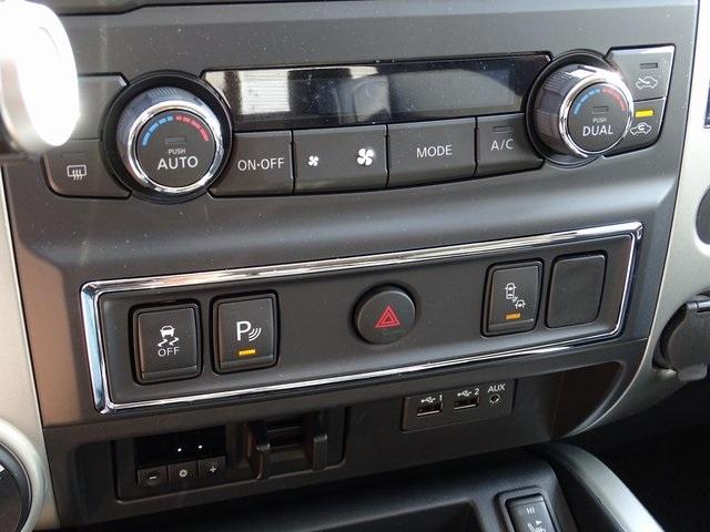 56154-3652-nissan-titan-2019-38219