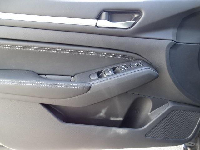 56205-3654-nissan-altima-2019-13519