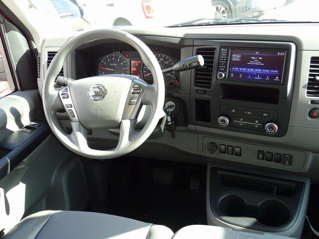 56277-3657-nissan-nv2500hd-2019-61319