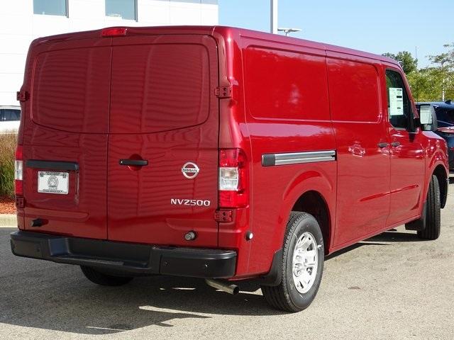 56279-3657-nissan-nv2500hd-2019-61319