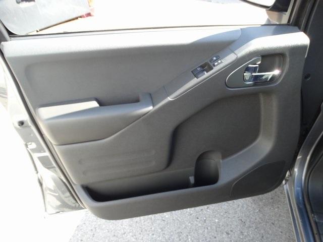 56317-3658-nissan-frontier-2019-31219