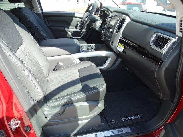 56372-3660-nissan-titanxd-2019-53219