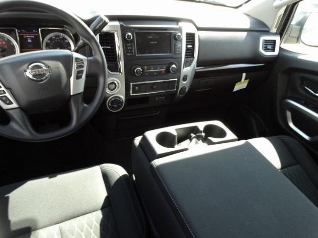 56450-3662-nissan-titan-2019-38219