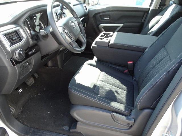 56451-3662-nissan-titan-2019-38219