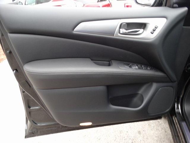 56484-3663-nissan-pathfinder-2019-25419