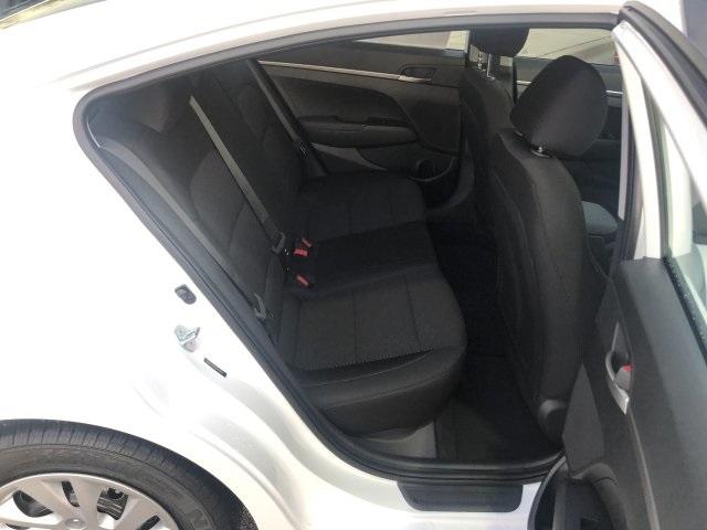5650-hyundai-elantra-2019-48412f45