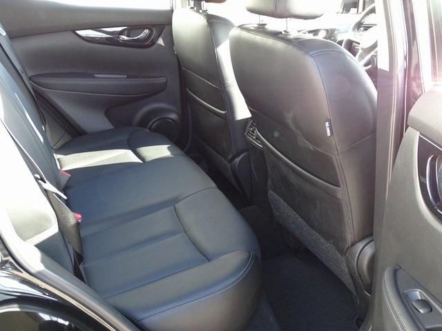 56506-3664-nissan-roguesport-2019-27419
