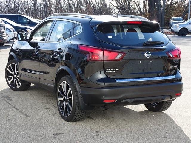 56511-3664-nissan-roguesport-2019-27419
