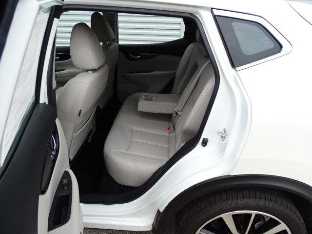 56544-3665-nissan-roguesport-2019-27419