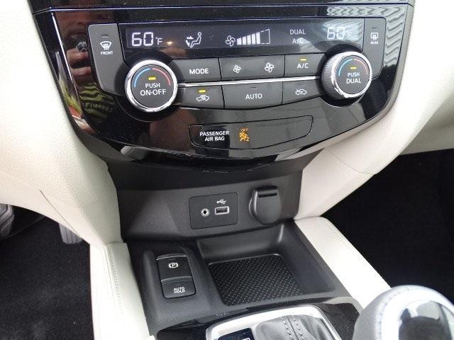 56552-3665-nissan-roguesport-2019-27419