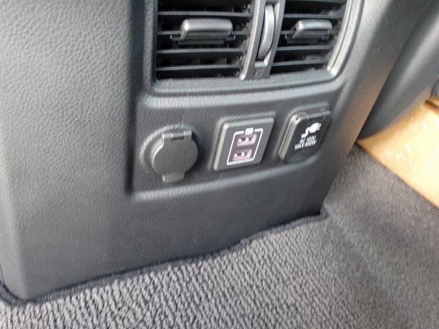 56622-3667-nissan-titanxd-2019-53219