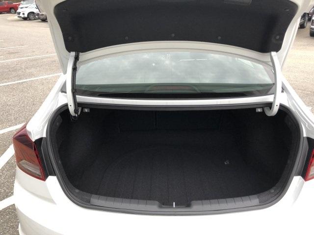 5663-hyundai-elantra-2019-48422f45