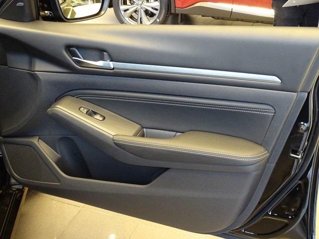 56650-3668-nissan-altima-2019-13519